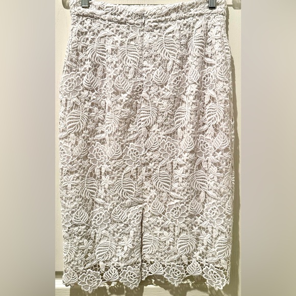 Banana Republic White Floral & Leaf Crochet Lace Midi Pencil Skirt - Picture 7 of 11